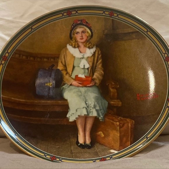 Norman Rockwell’s A Young Girl’s Dream Collectible Plate - Picture 4 of 7